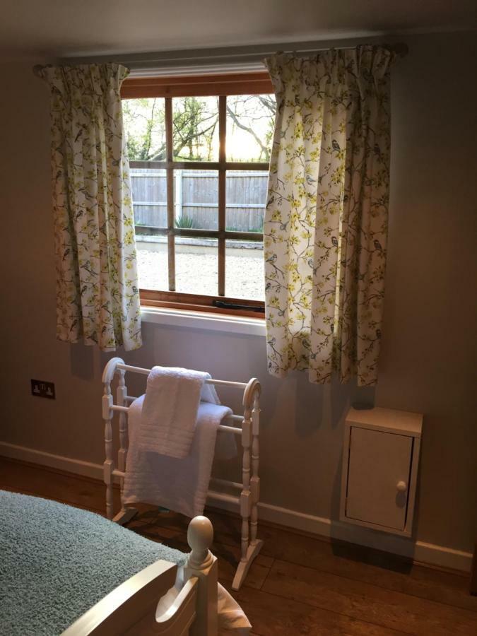 Stapehill Lodge B&B Hampreston Exteriér fotografie