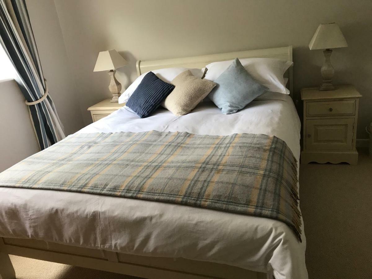 Stapehill Lodge B&B Hampreston Exteriér fotografie
